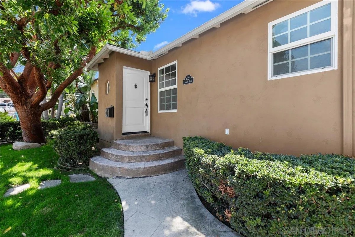 633 Arroyo