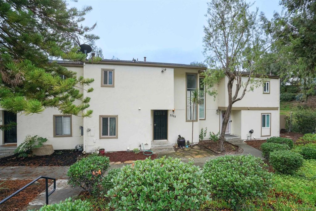 Photo of 3705 Yale Drive, Oceanside, CA 92056 (MLS # 250046057)