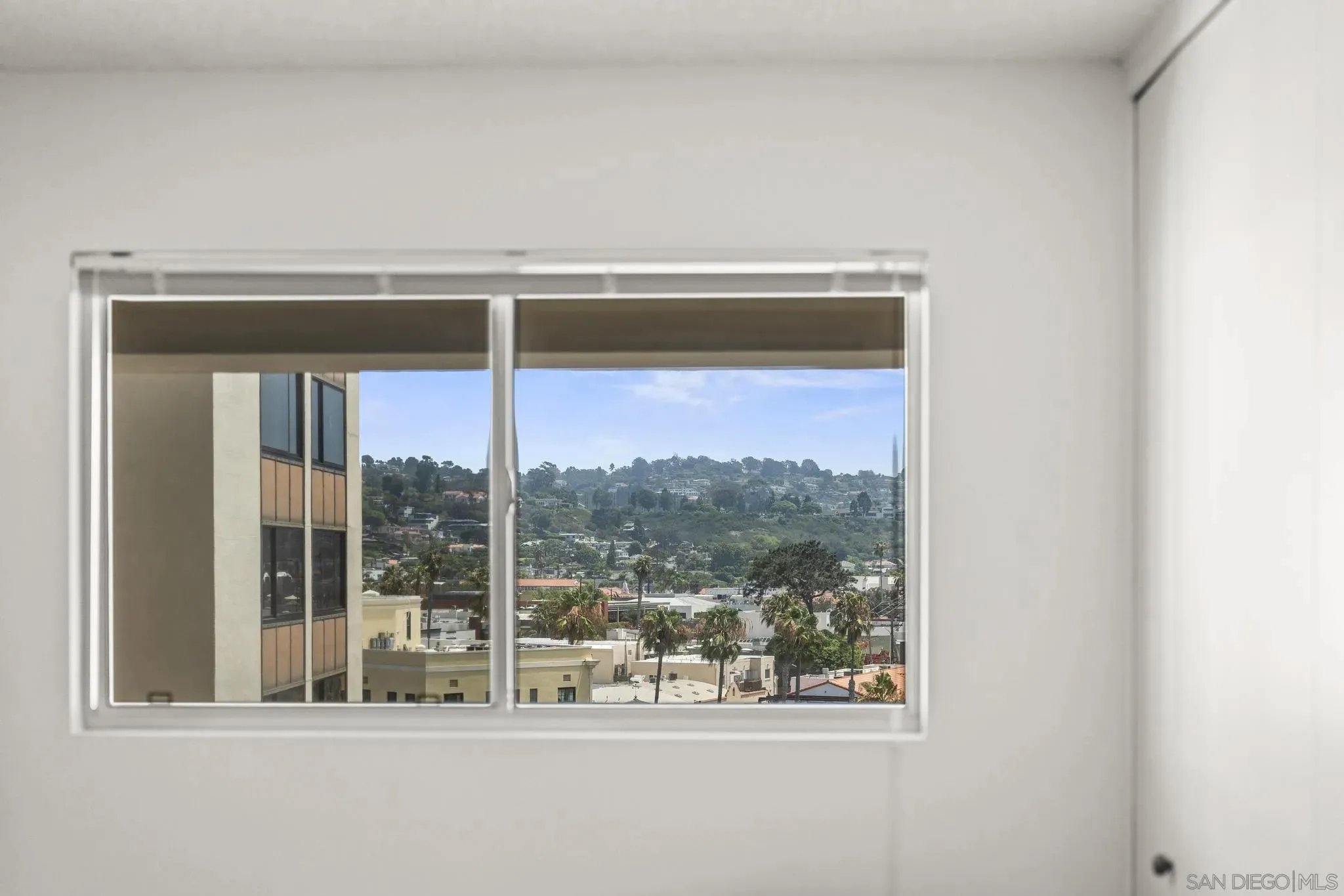 La Jolla, California 92037, United States, 2 Bedrooms Bedrooms, ,2 BathroomsBathrooms,Residential,Active,186852