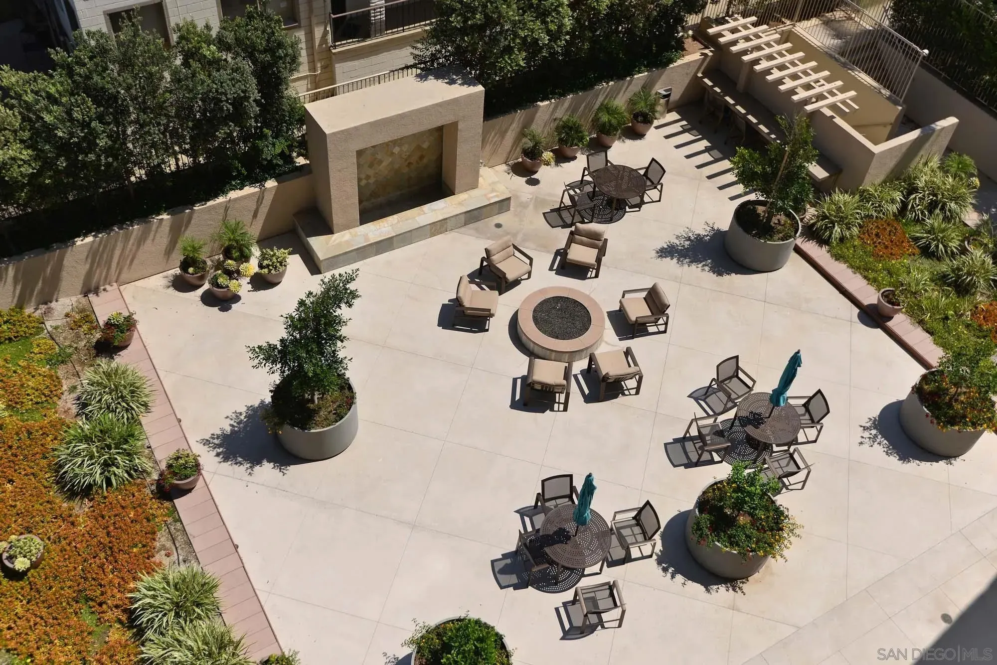 La Jolla, California 92037, United States, 2 Bedrooms Bedrooms, ,2 BathroomsBathrooms,Residential,Active,186852