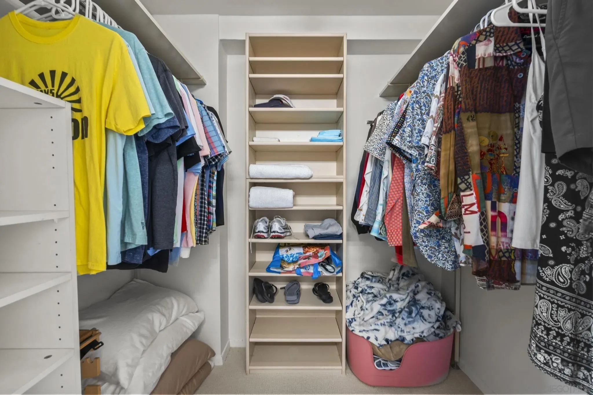 La Jolla, California 92037, United States, 2 Bedrooms Bedrooms, ,2 BathroomsBathrooms,Residential,Active,186852