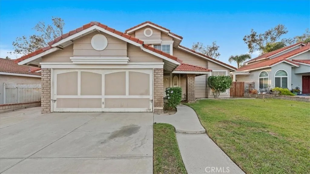 1369 Cresta Road
