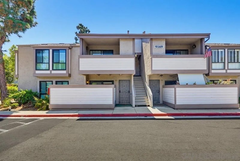 9169 Village Glen 155