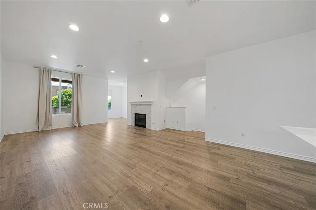 10852 Sonoma