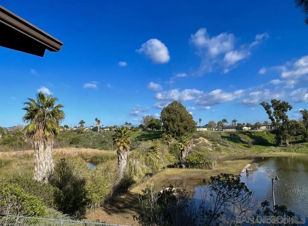 526 Calle Montecito 140