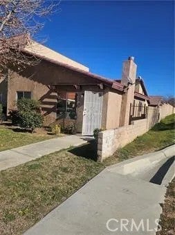 38000 17th East 16