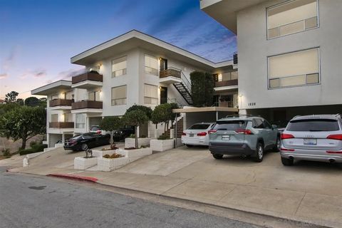 1828 Linwood Unit 3 San Diego CA 92110