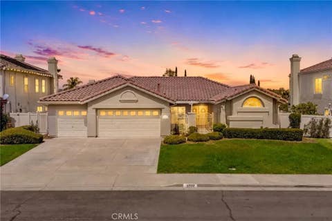 Photo of 32012 Paseo Parallon, Temecula, CA 92592 (MLS # SW26181184)