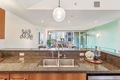 Tiny photo for 321 10Th Avenue #509, San Diego, CA 92101 (MLS # PTP2507359)