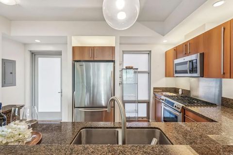 Tiny photo for 321 10Th Avenue #509, San Diego, CA 92101 (MLS # PTP2507359)