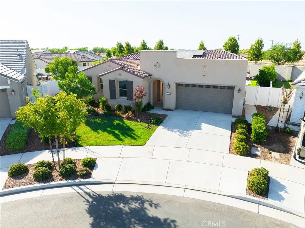Photo of 1705 Brickhill Court, Bakersfield, CA 93311 (MLS # SR26079703)