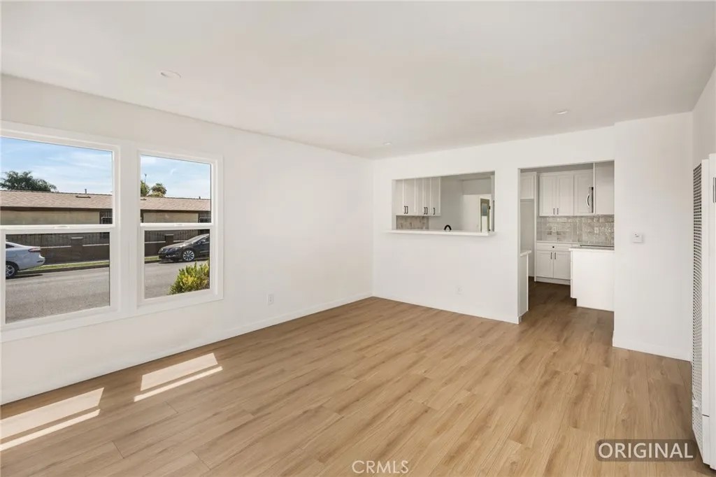 1000 W 131st