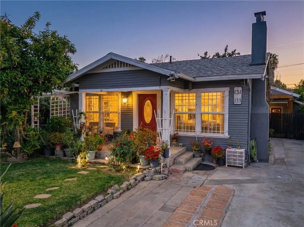 Photo of 131 W 77th Street, Los Angeles, CA 90003 (MLS # DW26025904)