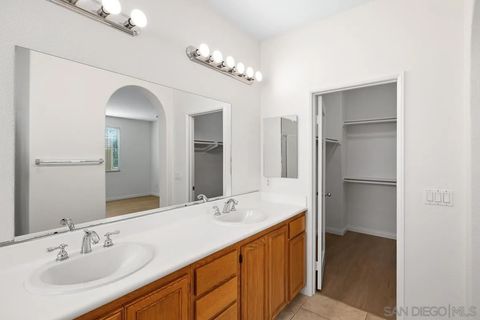 Tiny photo for 907 Teatro Cir, El Cajon, CA 92021 (MLS # 250042590)