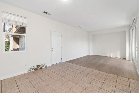 Tiny photo for 907 Teatro Cir, El Cajon, CA 92021 (MLS # 250042590)