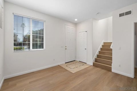 Tiny photo for 907 Teatro Cir, El Cajon, CA 92021 (MLS # 250042590)