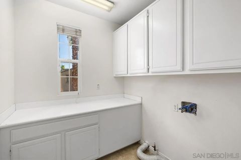 Tiny photo for 907 Teatro Cir, El Cajon, CA 92021 (MLS # 250042590)