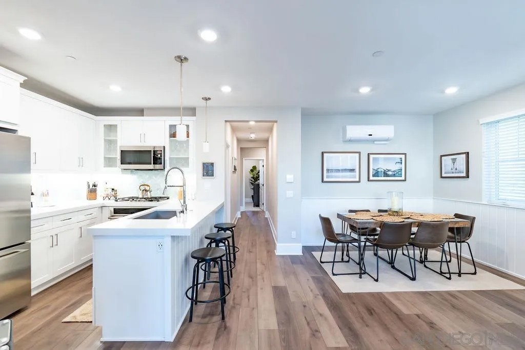 824 Jersey Ct