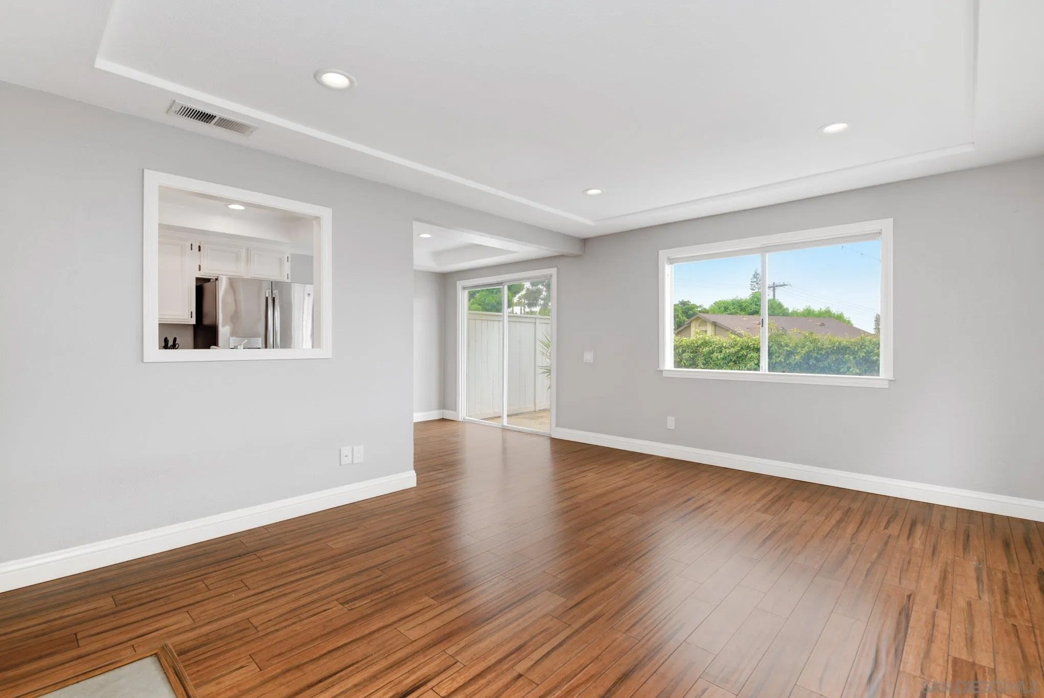 418 Summer View Circle