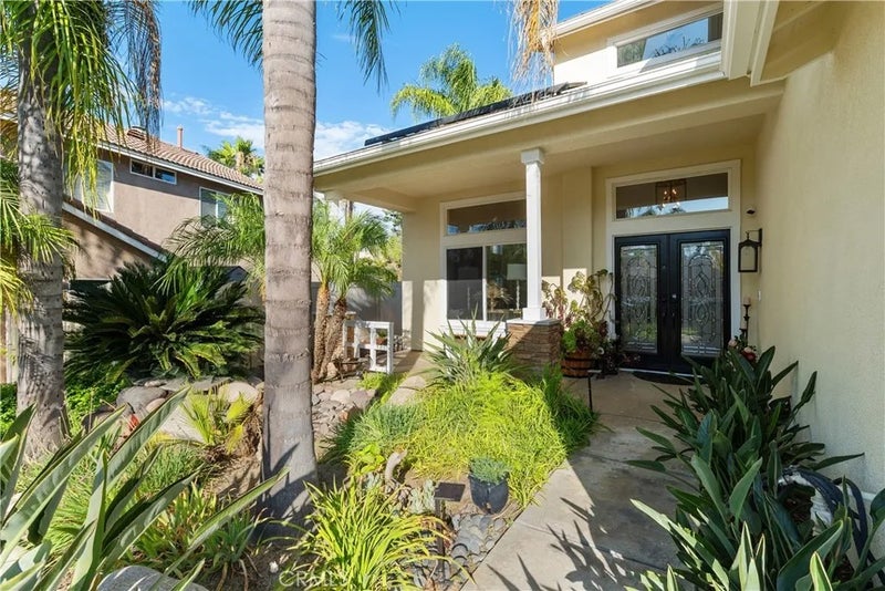 42332 Camino Merano