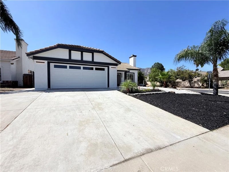 19415 SWEETWOOD Lane