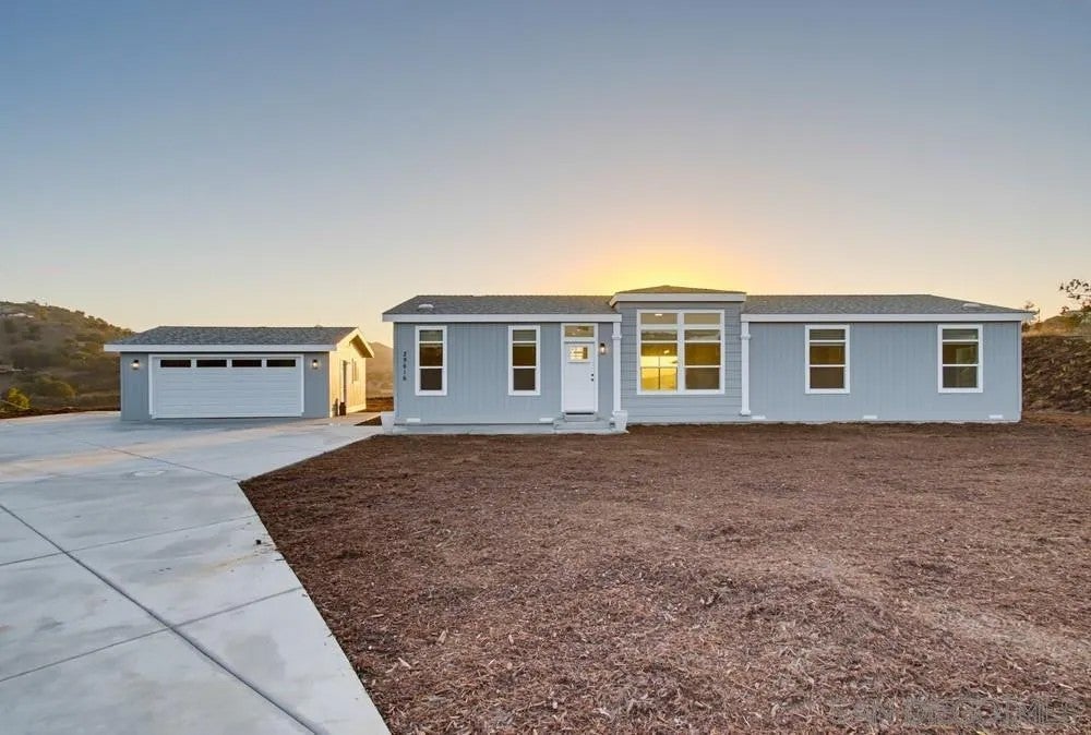 Photo of 29616 Anthony Rd, Valley Center, CA 92082 (MLS # 260017691)