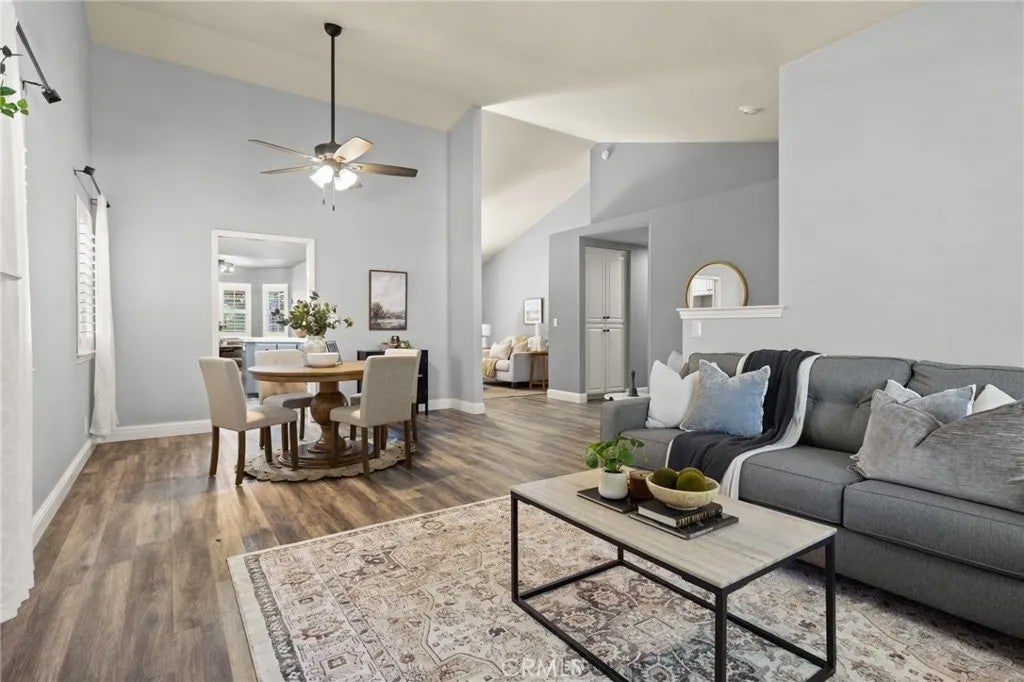 1 Shearwater Court