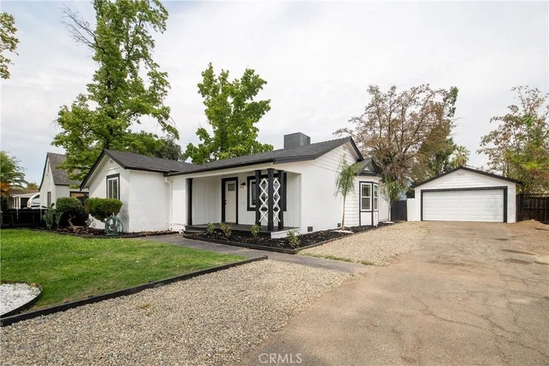 145 E 20th