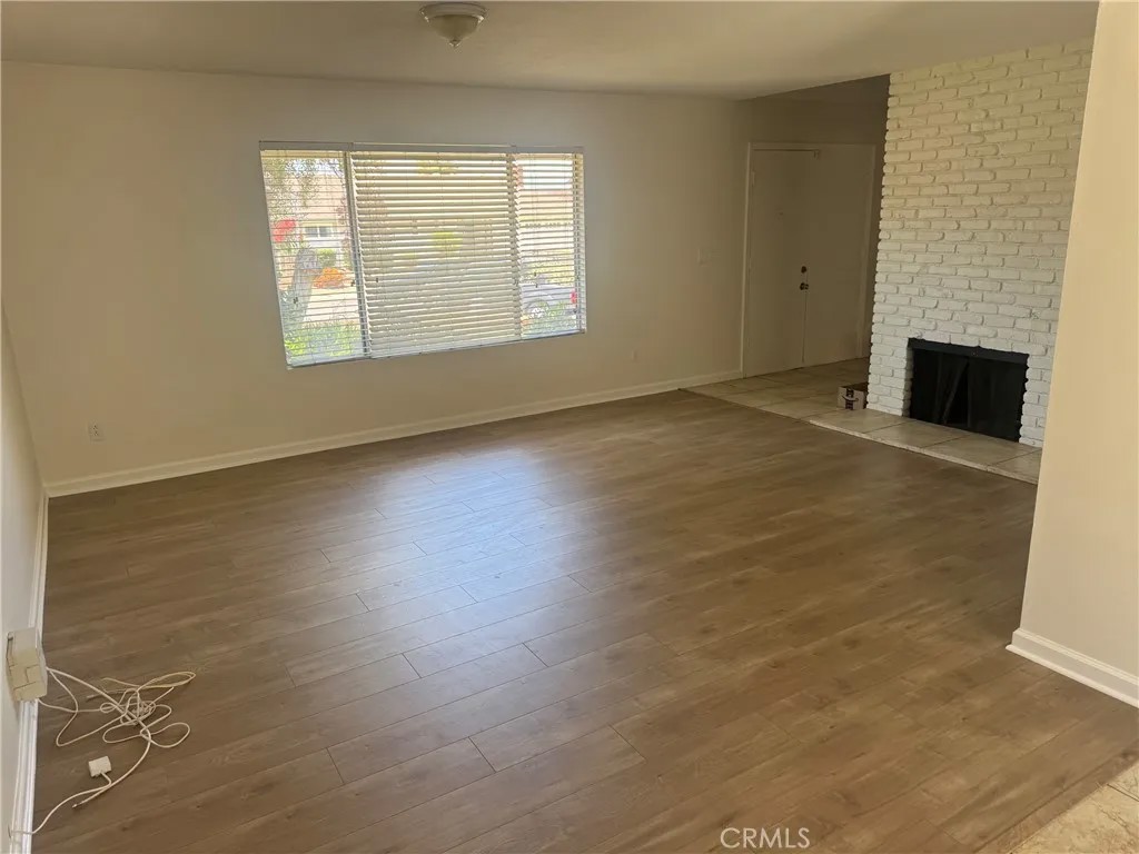1160 N Del Sol