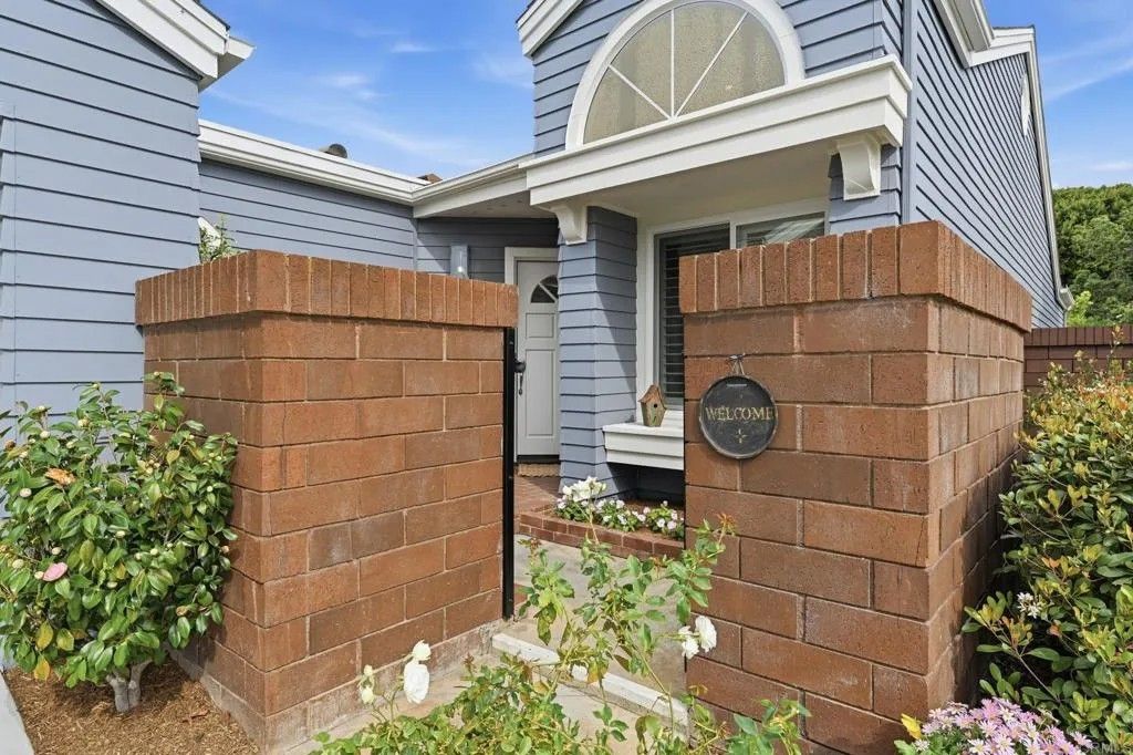 Photo of 7102 Linden Ter, Carlsbad, CA 92011 (MLS # NDP2600902)