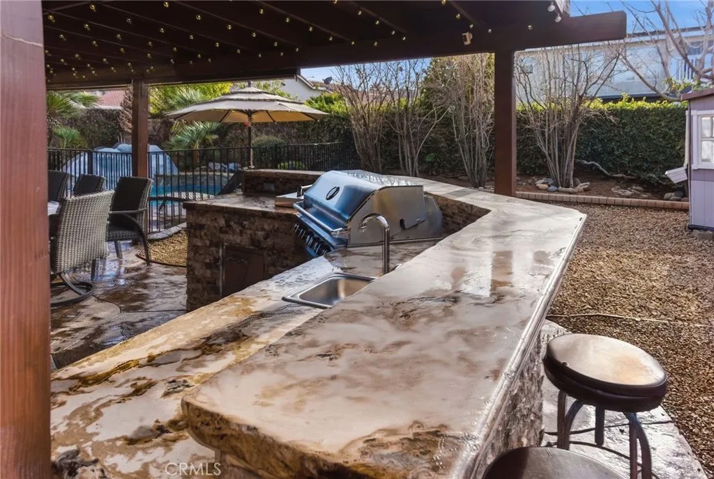 40125 Palmetto Drive