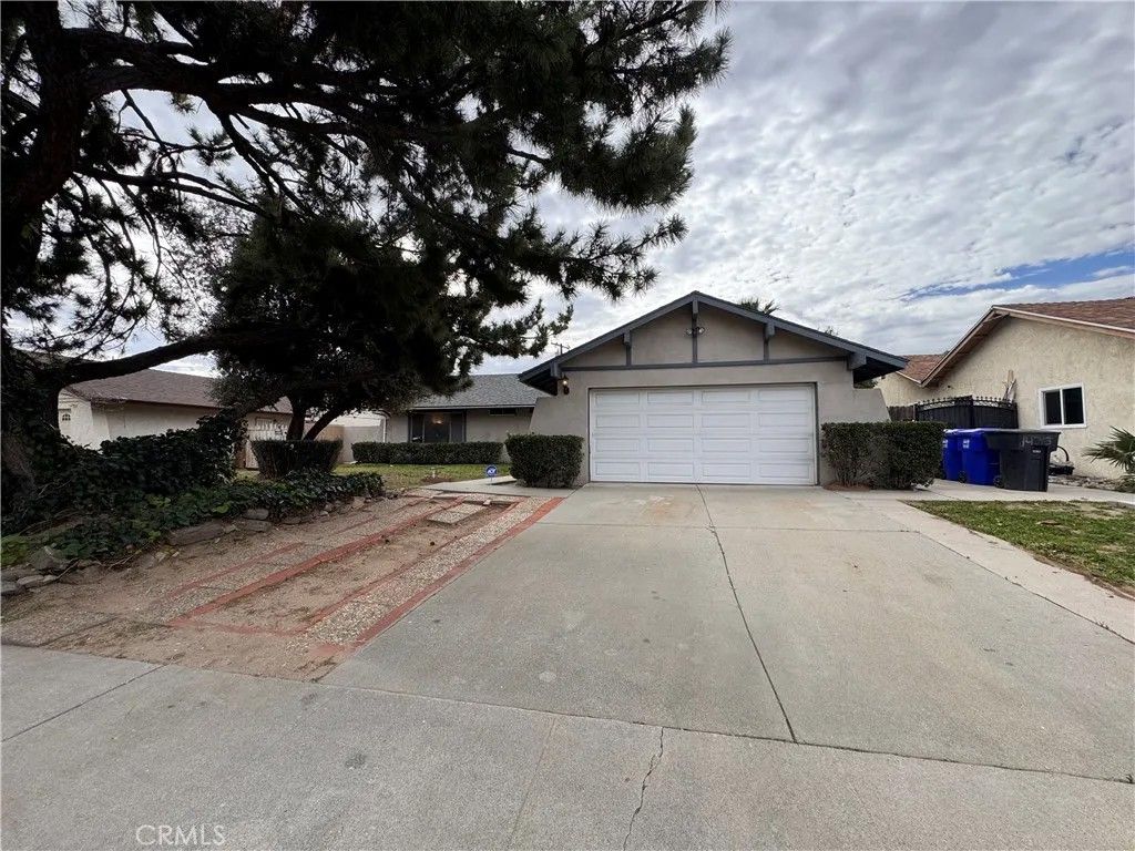 Photo of 1469 W Marshall Boulevard, San Bernardino, CA 92405 (MLS # CV26029893)