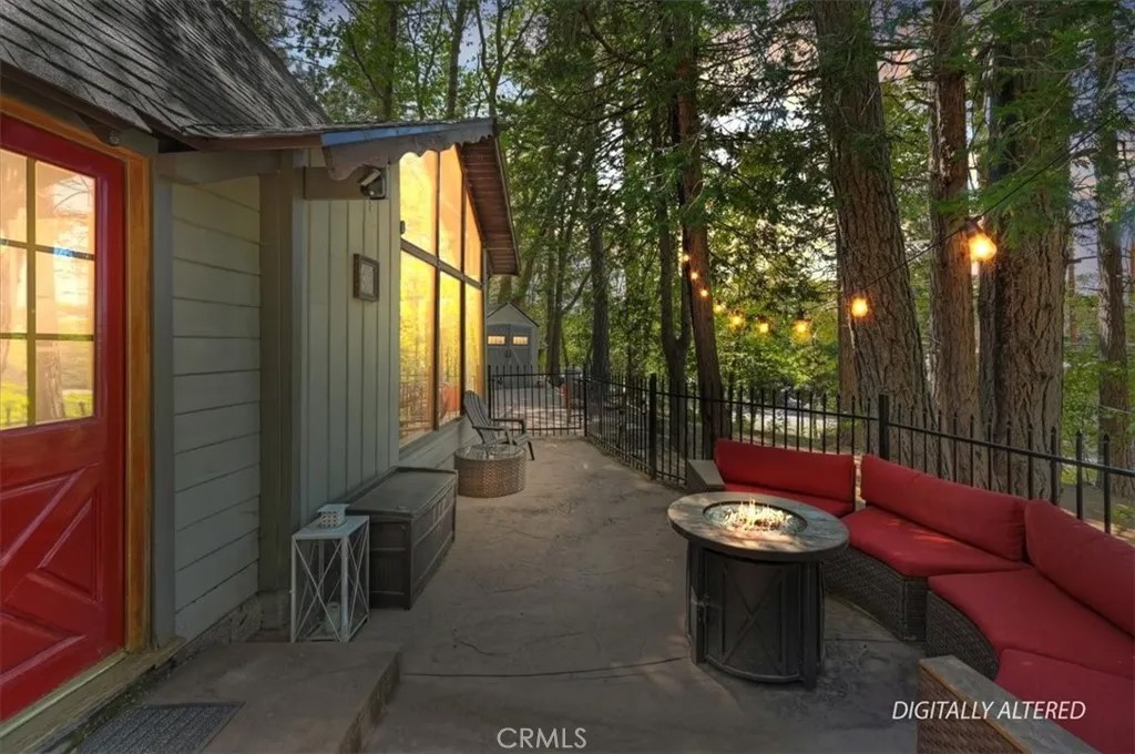 27596 Oak Knoll