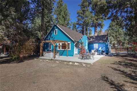 Tiny photo for 592 Douglas Street, Big Bear Lake, CA 92315 (MLS # IG25246865)