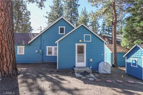 Tiny photo for 592 Douglas Street, Big Bear Lake, CA 92315 (MLS # IG25246865)