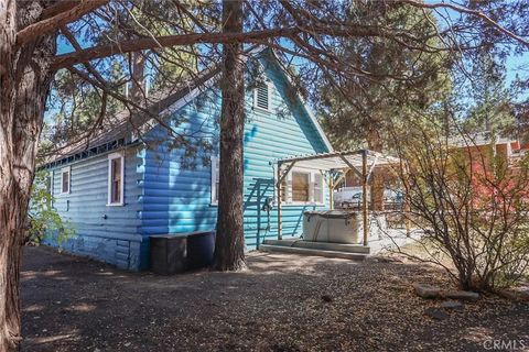 Tiny photo for 592 Douglas Street, Big Bear Lake, CA 92315 (MLS # IG25246865)
