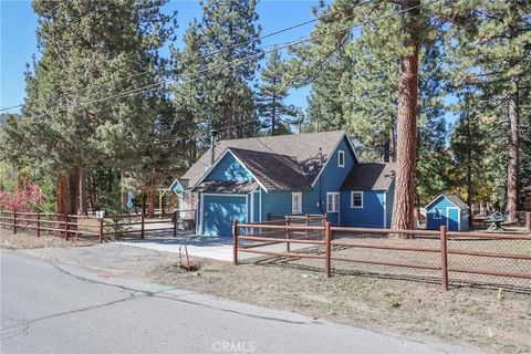 Tiny photo for 592 Douglas Street, Big Bear Lake, CA 92315 (MLS # IG25246865)