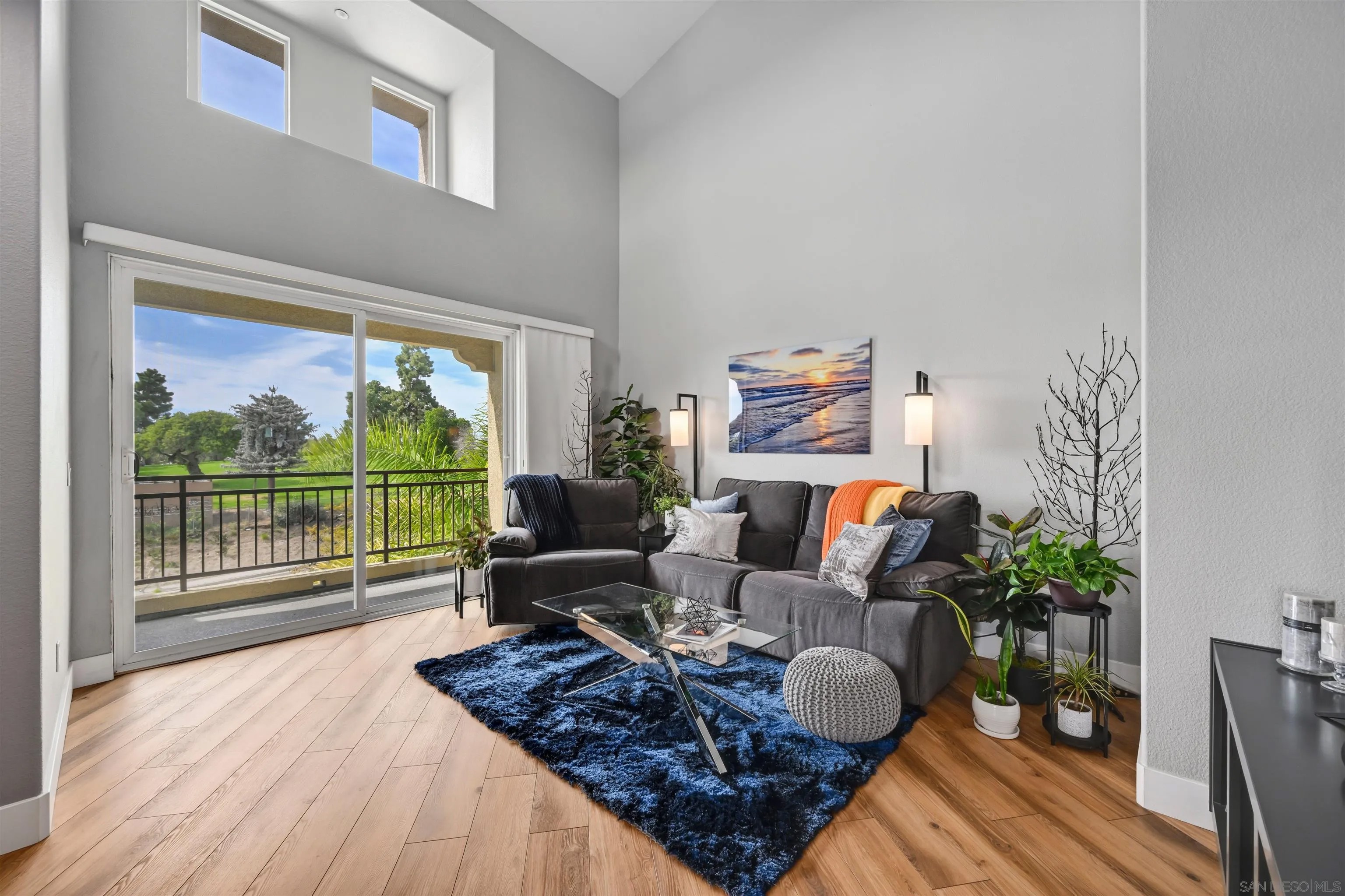 4062 Union Square Ln