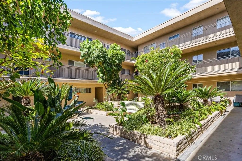 Photo of 6339 Morse #301, North Hollywood, CA 91606 (MLS # AR26068893)