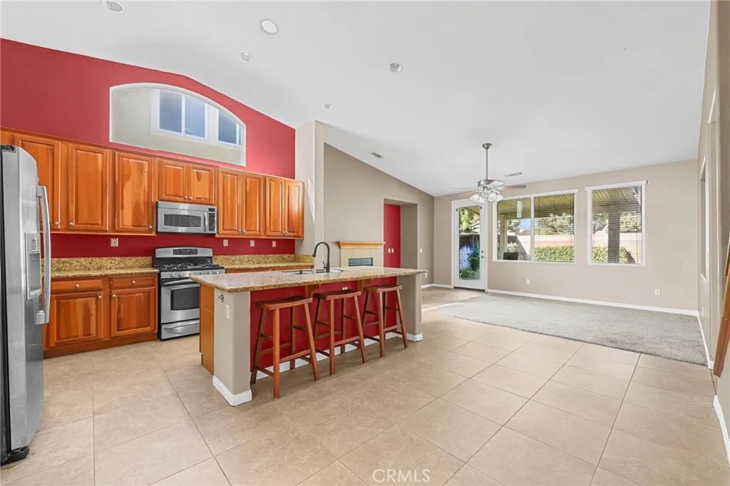 1072 Queen Annes Lane
