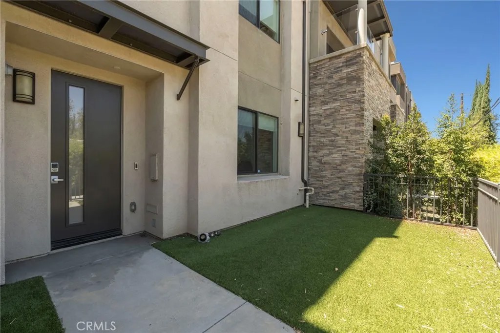 13107 W Lumina Way