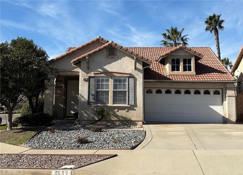 Photo of 6952 Fontaine Place, Rancho Cucamonga, CA 91739 (MLS # OC26012907)