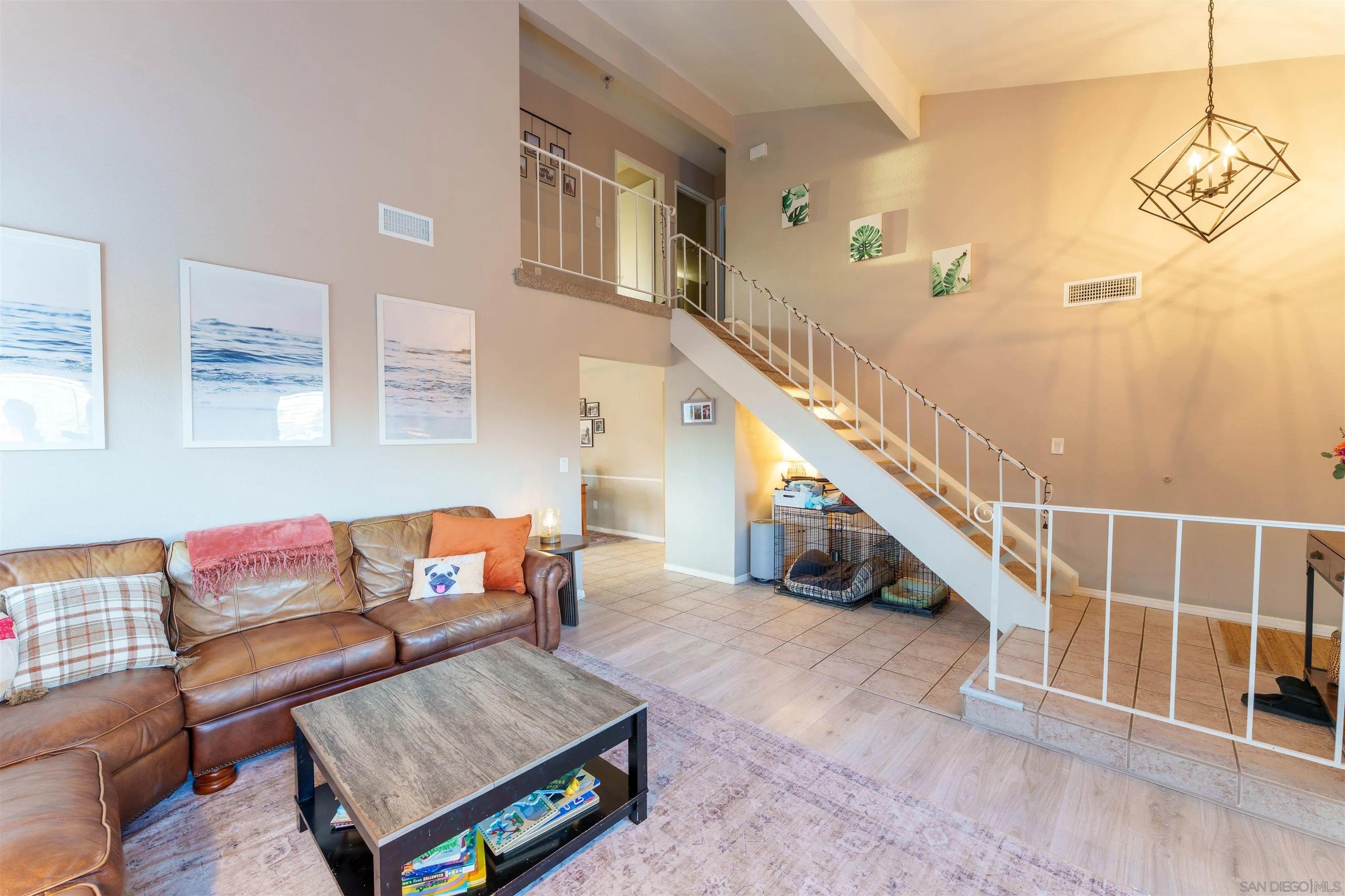1527 Triton Pl