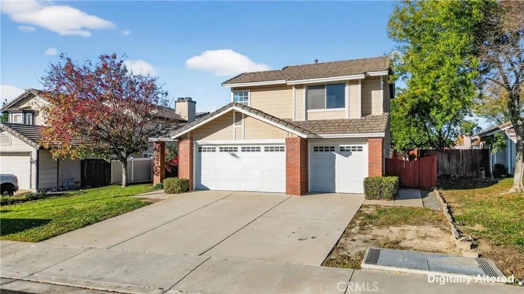 Photo of 19540 Chinotto Ln, Riverside, CA 92508 (MLS # IG25280131)