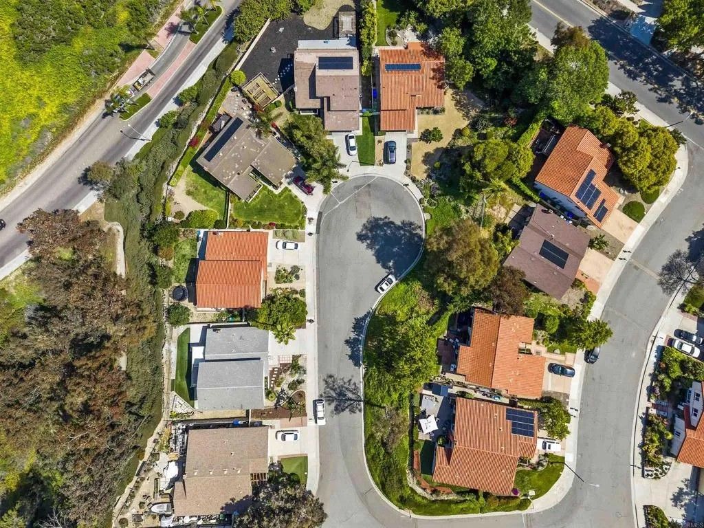 Photo of 223 Cottingham Ct, Oceanside, CA 92054 (MLS # PTP2509011)