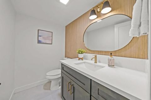 Tiny photo for 223 Cottingham Ct, Oceanside, CA 92054 (MLS # PTP2509011)