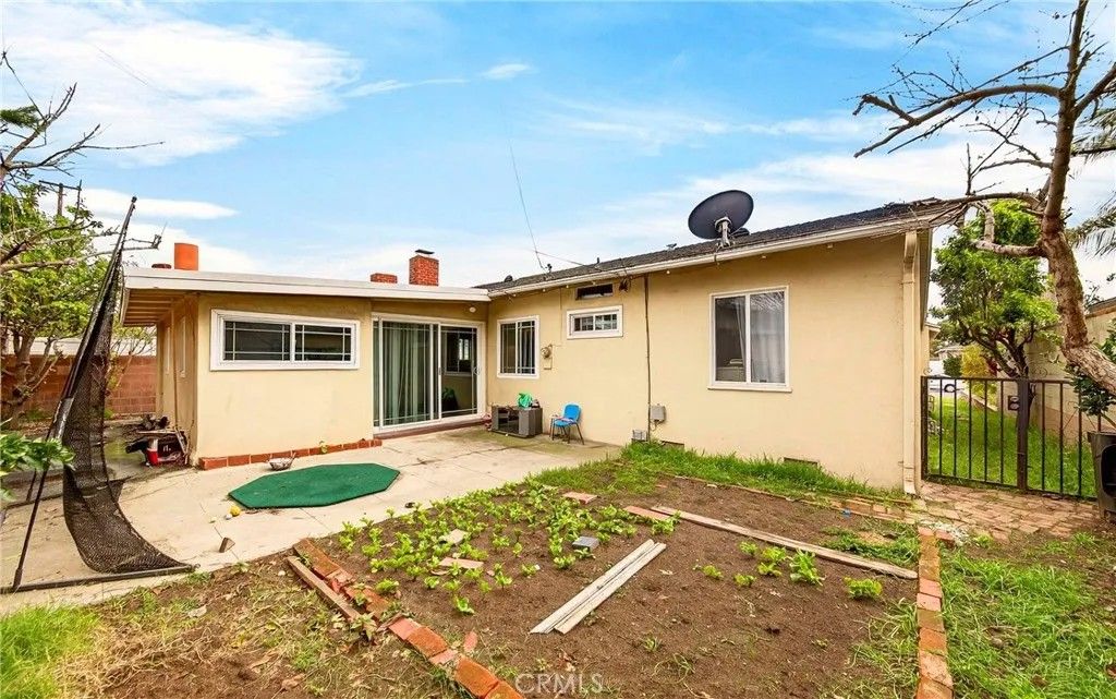 Photo of 3301 Sonoma St, Torrance, CA 90503 (MLS # SB26034406)