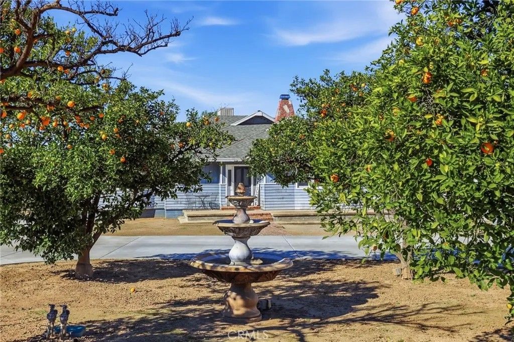 Photo of 11135 Old Fashion Way, Riverside, CA 92503 (MLS # CV26012360)