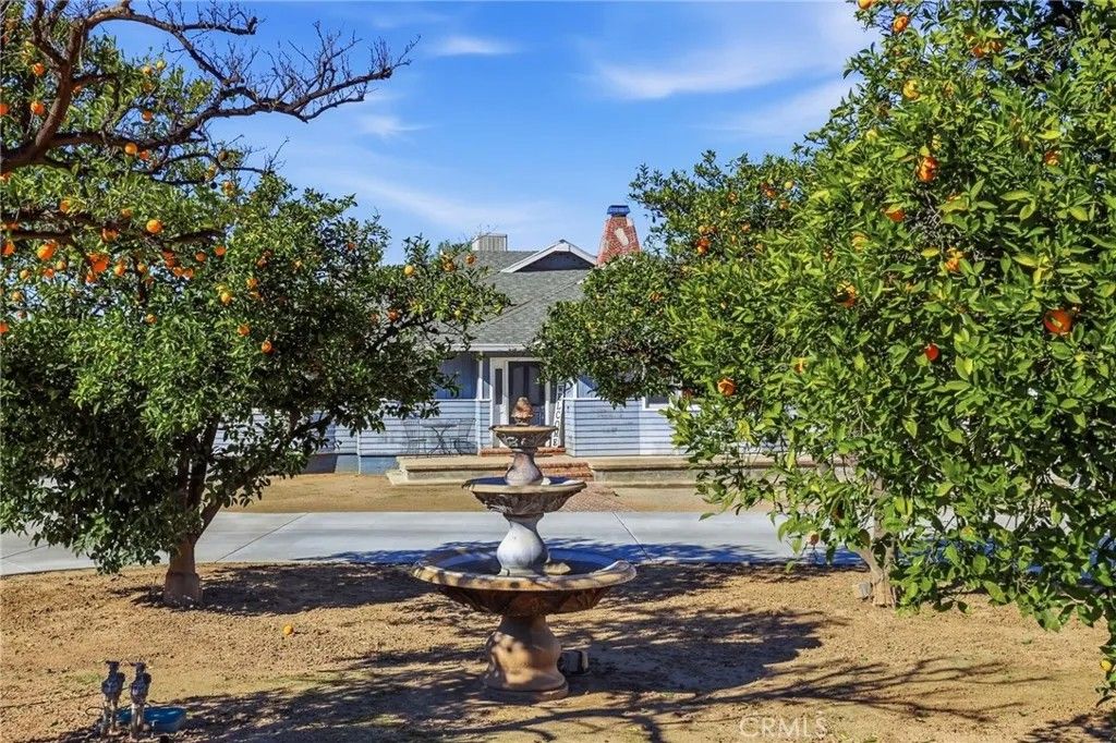 Photo of 11135 Old Fashion Way, Riverside, CA 92503 (MLS # CV26012360)