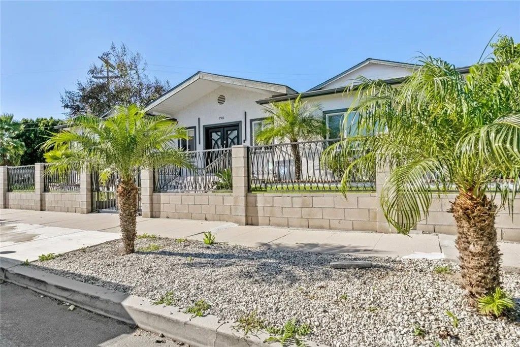 Photo of 7911 Fulton, North Hollywood, CA 91605 (MLS # GD26006962)